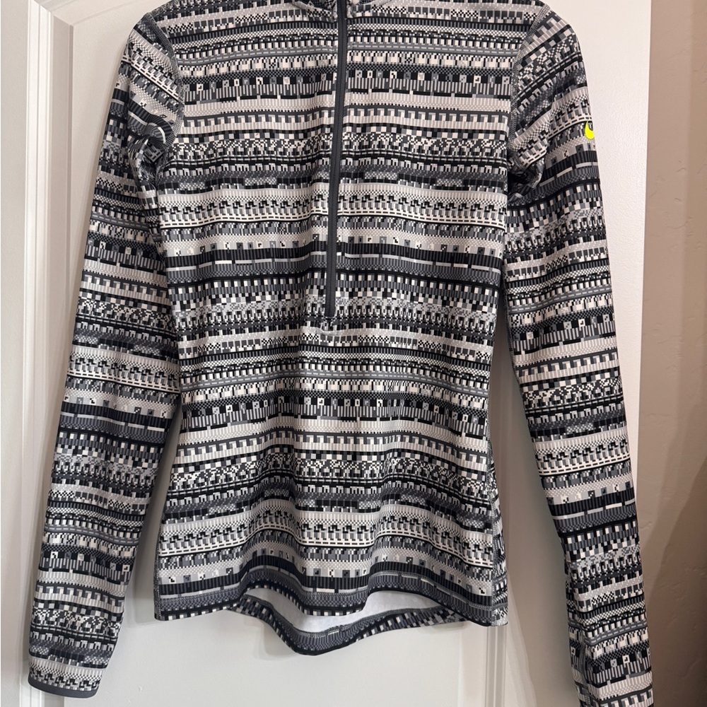 Women’s Nike Pro DRI-FIT 1/2 Zip Fitted Long Sleeve. Size Small